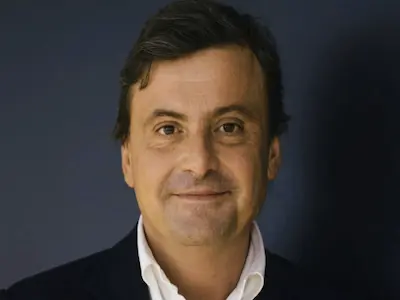 Carlo Calenda raccomanda Finance +760 Norvello