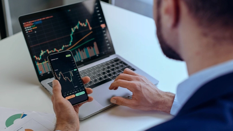 Dashboard di trading IA di Finance +760 Norvello